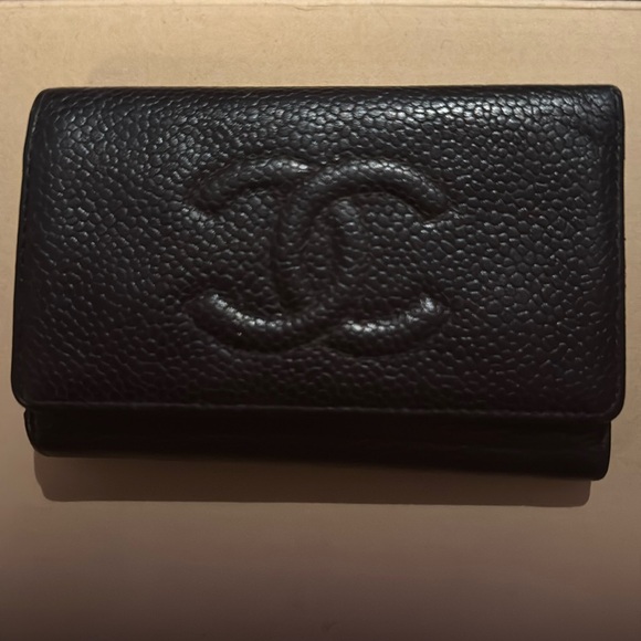 LOW START AUTHENTIC CHANEL CAVIAR SKIN CC LOGO KEY CASE HOLDER BLACK - Picture 1 of 6